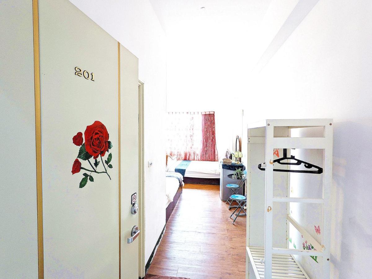 Yeshome 亞馨&奇雅居聯合民宿 Цзянь Экстерьер фото